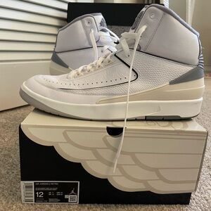 Nike Jordan retro 2 - size 12
